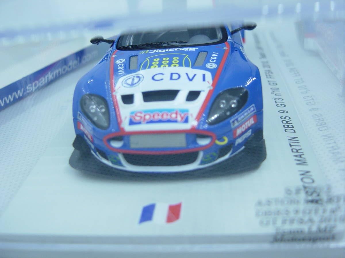 スパークアストンマーティンAston Martin DBR9 ミニカー 1/43 Amazon.co.jp: スパークモデル 1/43 アストンマーチン DBR9 #009